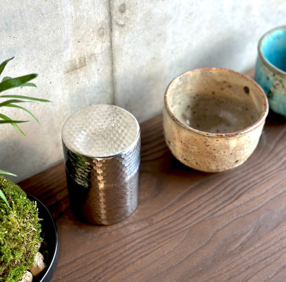 HAMMERED STAINLESS STEEL TEA CANISTER